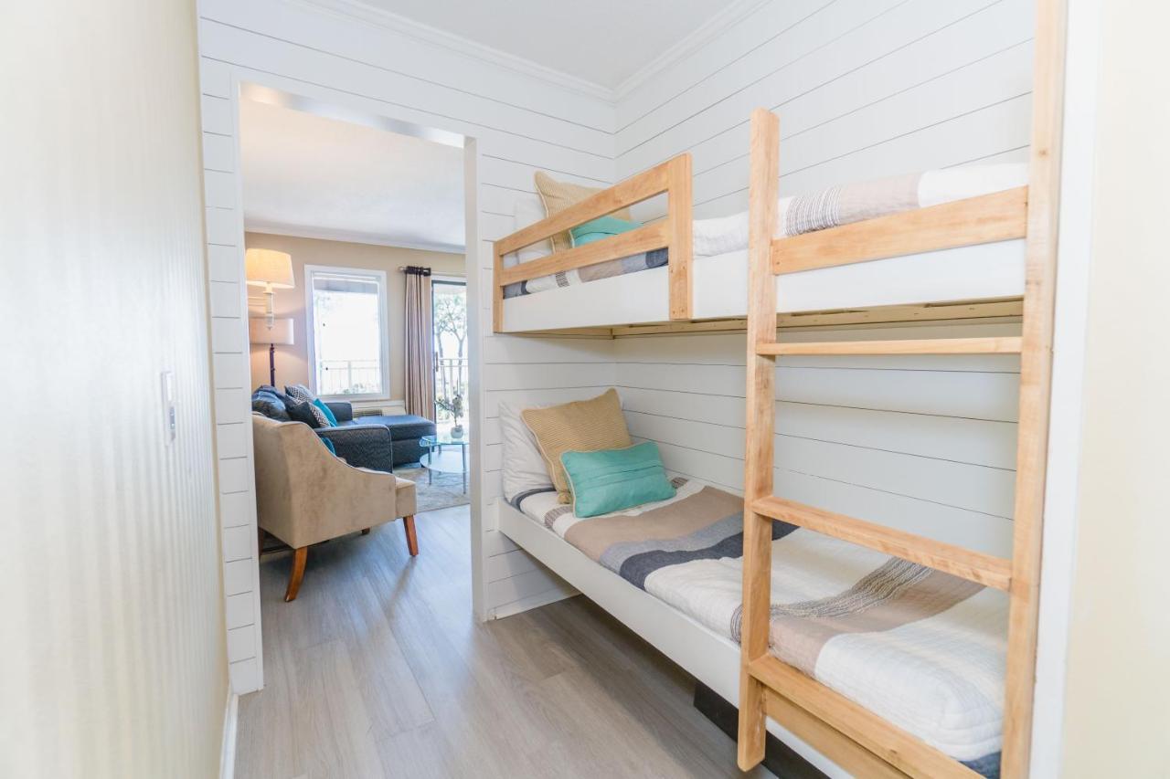 Stunning Views!!-Oceanfront Villa-Heated Pool-Private Balcony-Tiki Bar-Walk To Coligny Plaza Hilton Head Island Εξωτερικό φωτογραφία